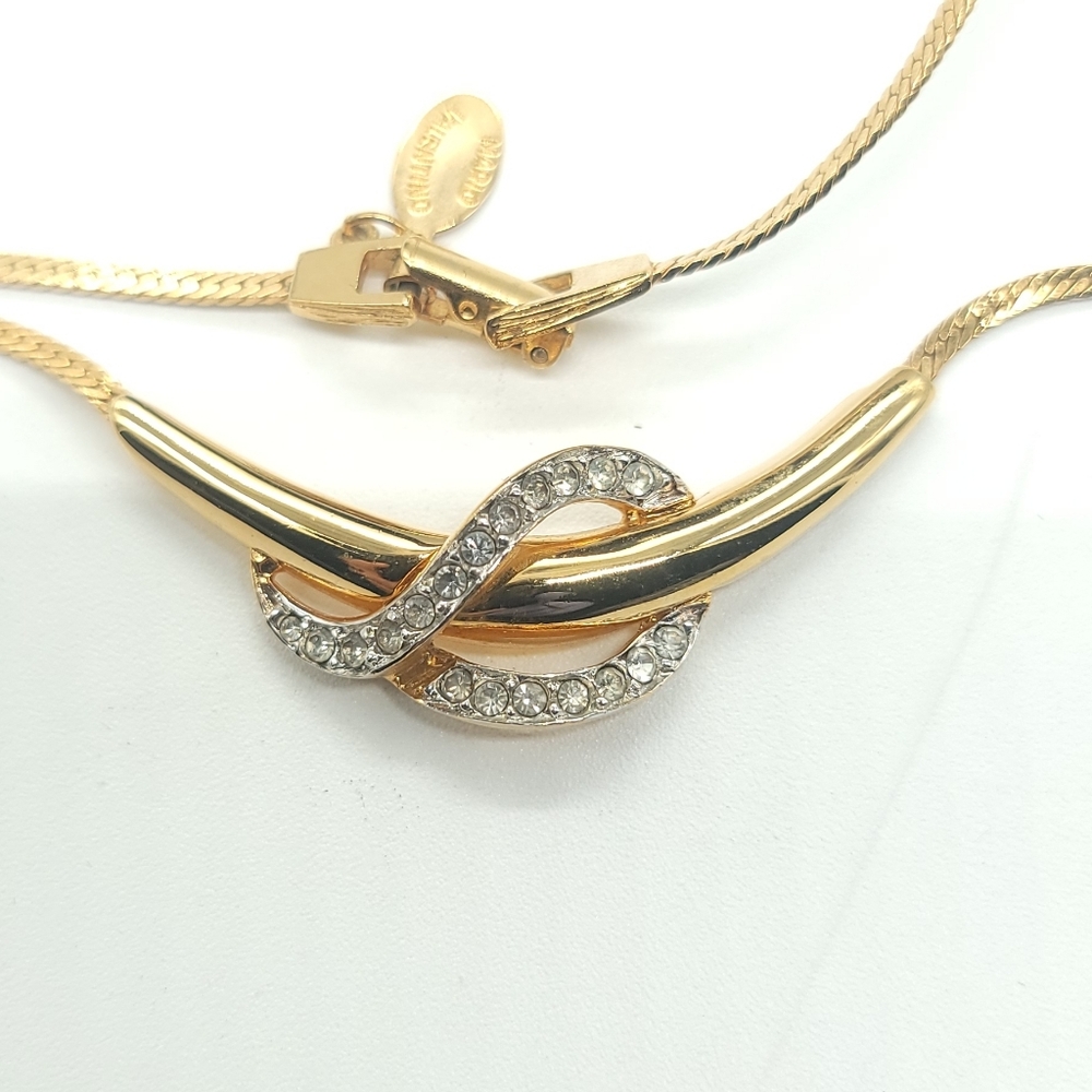 Valentino Knot Style Necklace With Rinestones